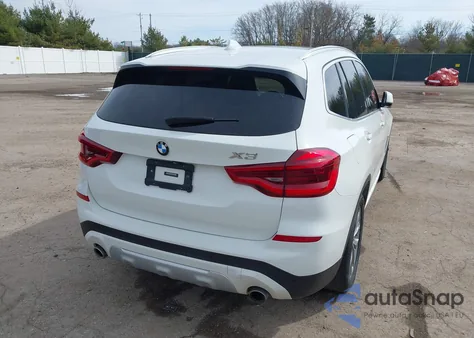 2018 BMW X3 xDrive30I z USA, uszkodzony, nr VIN 5UXTR9C56JLC72536